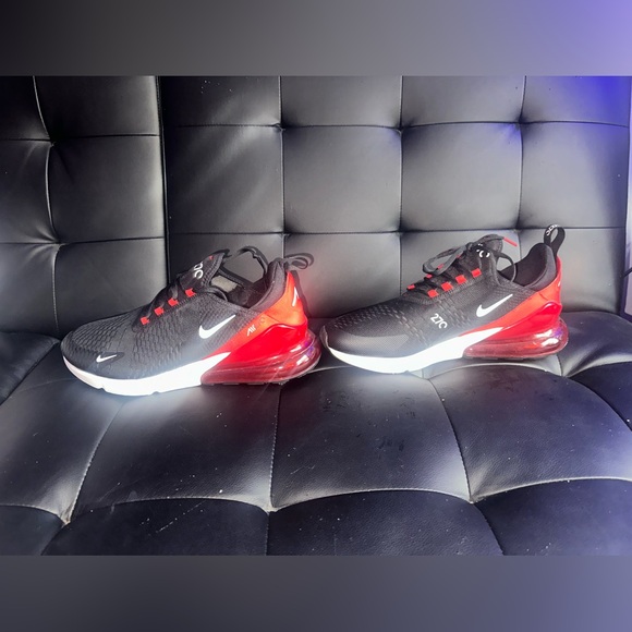 2021
Air Max 270 GS 'Bred' size 12 w/box - Picture 6 of 14